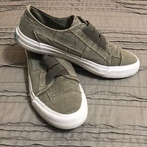 Canvas slip on shoes